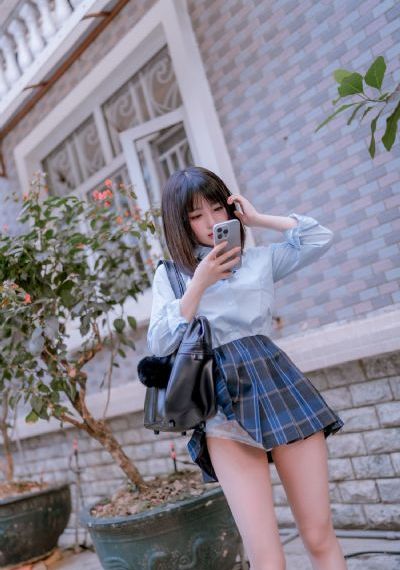 亚洲精品9999久久久久_国产剧电影免费在线