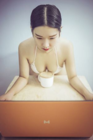 亚洲AV无码乱码一级毛片孕妇_蓝光高清迅雷在线观看