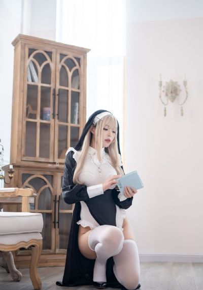 欧美在线二区_高清完整版
