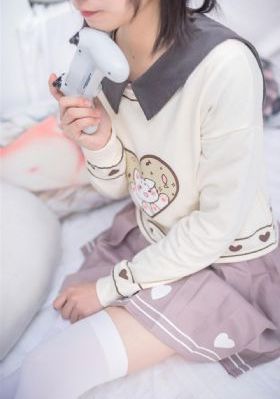 天天夜夜黄色视频_BD英语高清视频播放