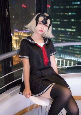 中出乱码av亚洲精品久久天堂_十万网红美女美酱