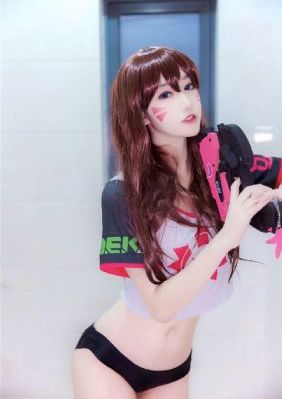 久久中文字幕美谷朱里演员表_有字幕完整版